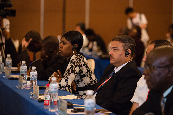 发展中国家政府官员接受培训